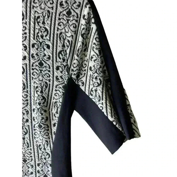 W.G.B by Walter baker Dress Women's Size Textured Floral - Picture 4 of 7